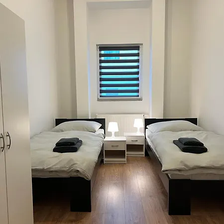 Firmenquartier24 Im Eg In 아파트 *